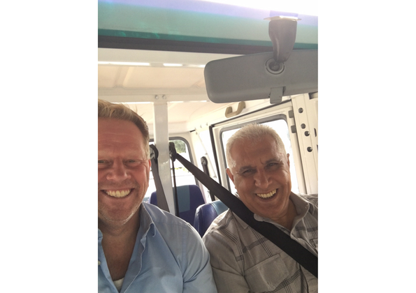 Vind je rijden leuk en geniet je er van om mensen te helpen?